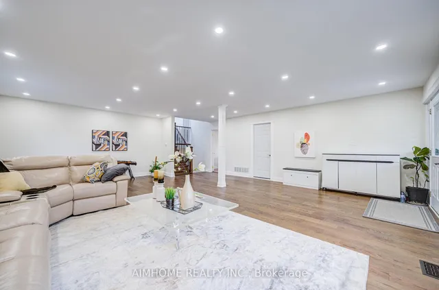 Additional image 12 of 18 Colonnade Rd