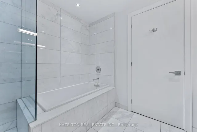 Additional image 20 of 170 Avenue Rd Unit 1509