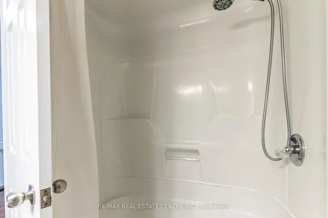 Additional image 21 of 443 Ontario St