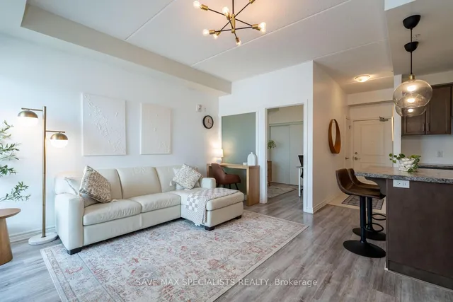 Additional image 19 of 640 Sauve St Unit 422