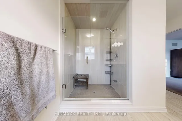 Additional image 33 of 107 Locker Pl