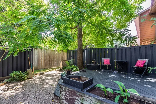 Additional image 4 of 443 Ontario St