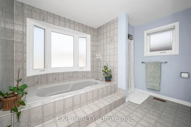 Additional image 26 of 44 Wexford Rd
