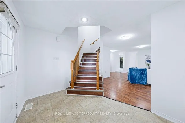 Additional image 2 of 3 Navy Wharf Crt Unit 2805