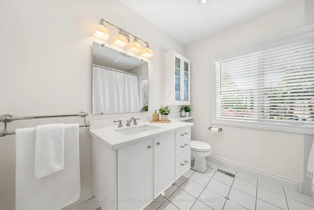 Additional image 24 of 43 Randolph Rd