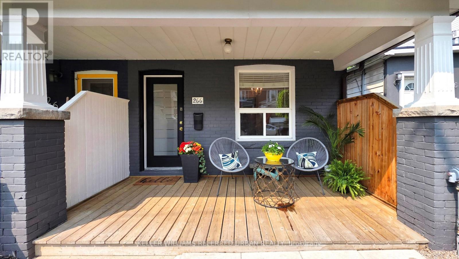 Property image for UPPER - 266 HIGHFIELD ROAD|Toronto (Greenwood-Coxwell), Ontario M4L2V5