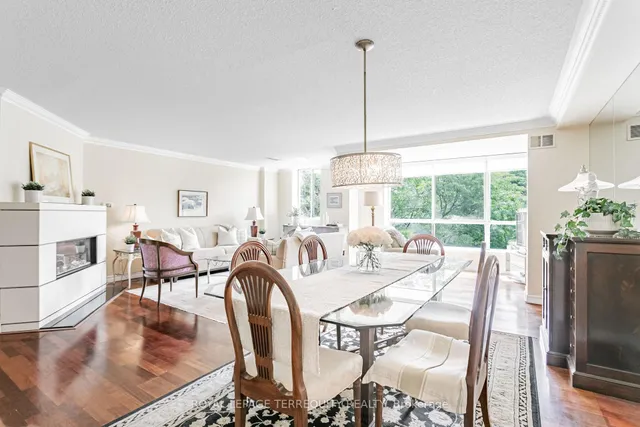 225 Davenport Rd Unit 605