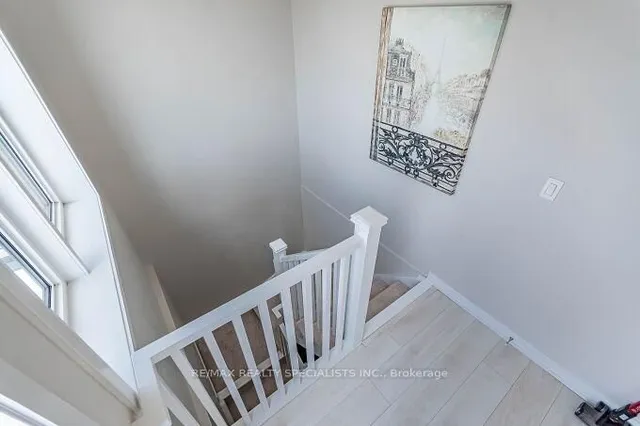 Additional image 33 of 1137 Cooke Blvd Unit 202