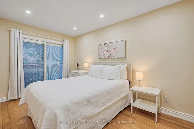 Additional image 25 of 53 Tilden Cres