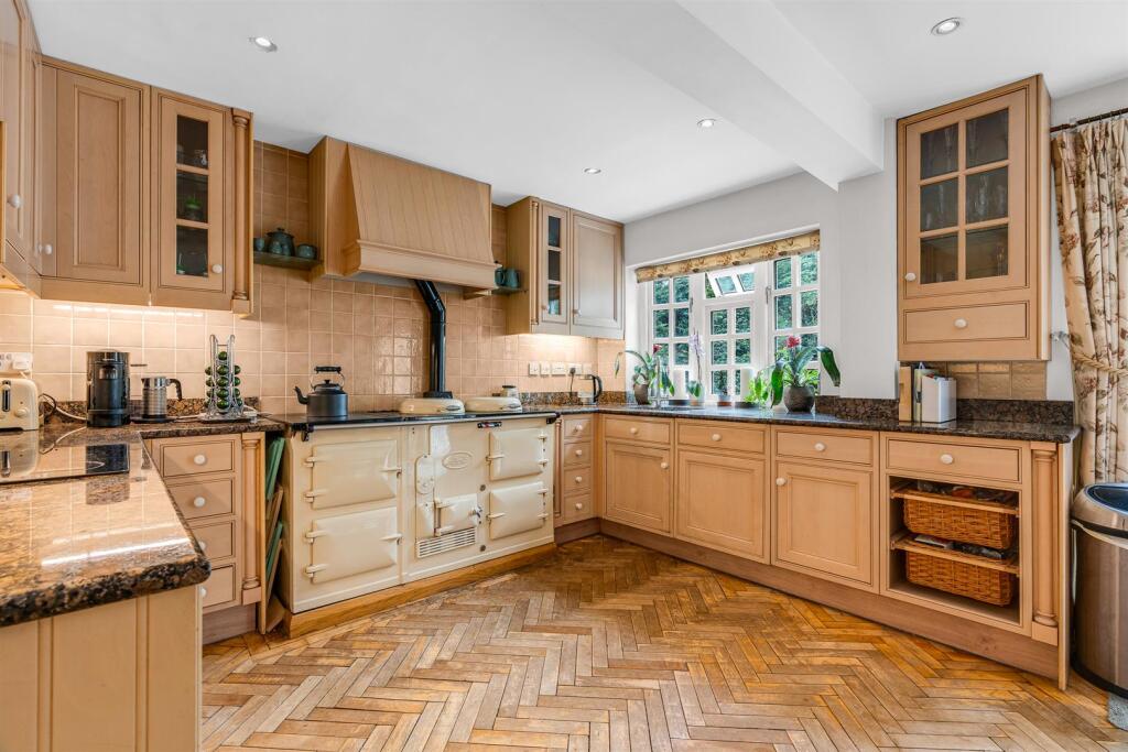 Additional image 12 of Danesbury Park Road, Welwyn