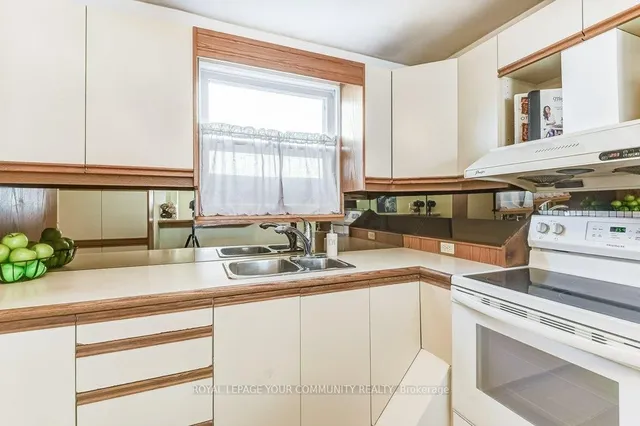 Additional image 14 of 17 Dyson Blvd