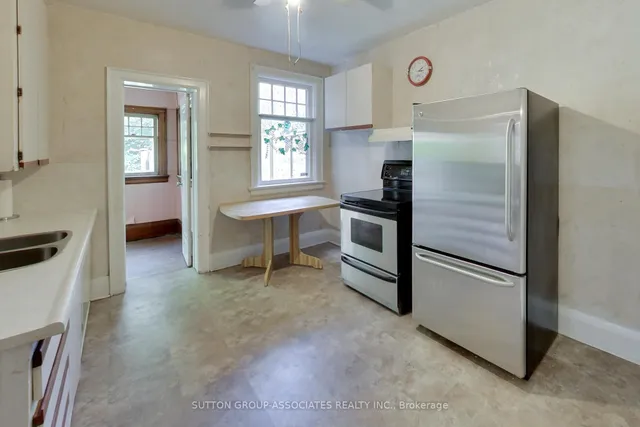 Additional image 9 of 64 Burnside Dr