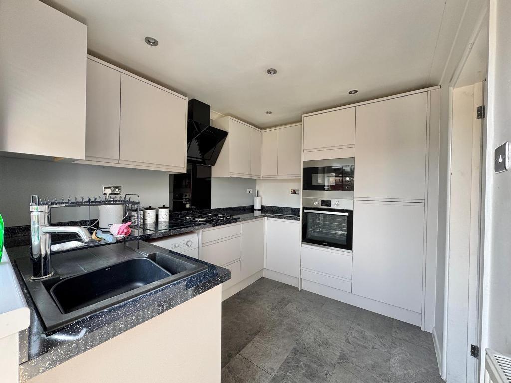 Additional image 7 of Sandwell Road North, West Bromwich, West Midlands, B71 4JB