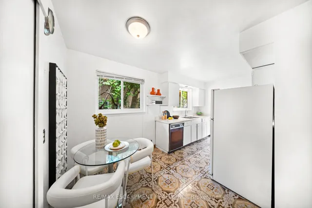 Additional image 14 of 1065 Franconia Dr