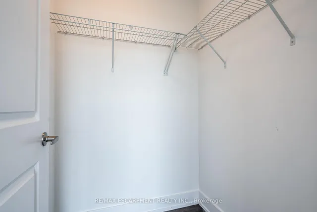 Additional image 19 of 450 Dundas St Unit 1111