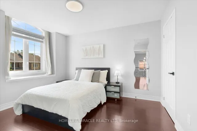 Additional image 32 of 29 Charcoal Way