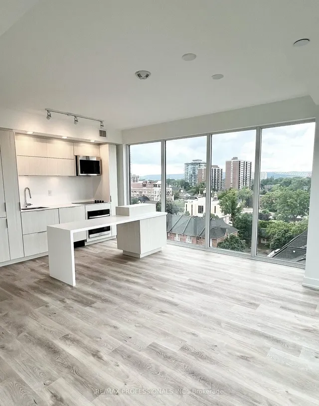 Additional image 4 of 370 Martha St Unit 802