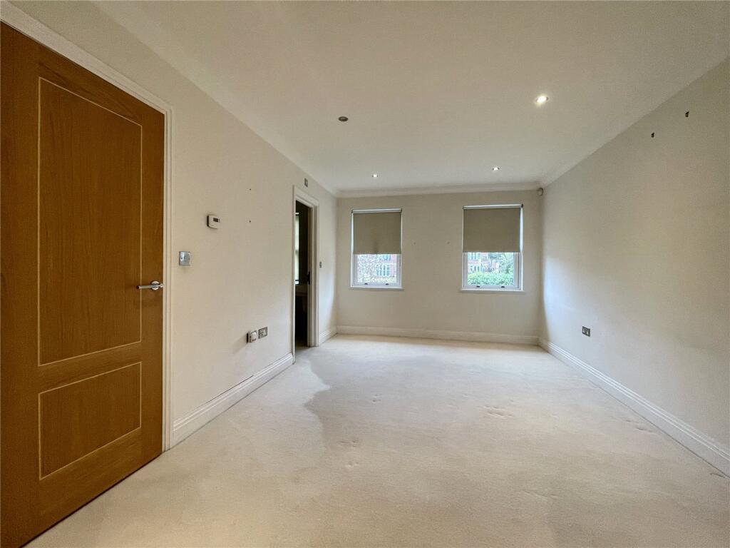 Additional image 11 of Georges Wood Road, Brookmans Park, Hertfordshire, AL9