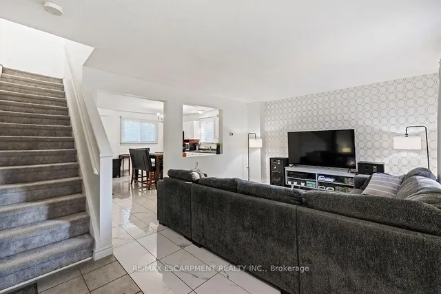 Additional image 11 of 8 Gerrick Crt