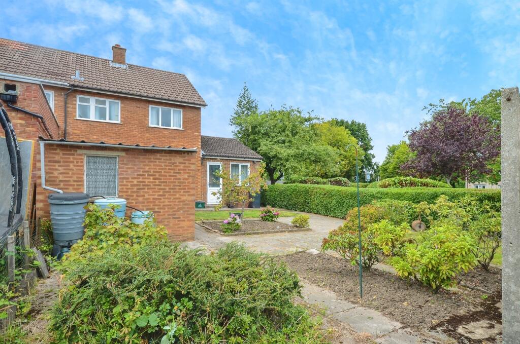 Additional image 2 of Drakes Drive, St. Albans