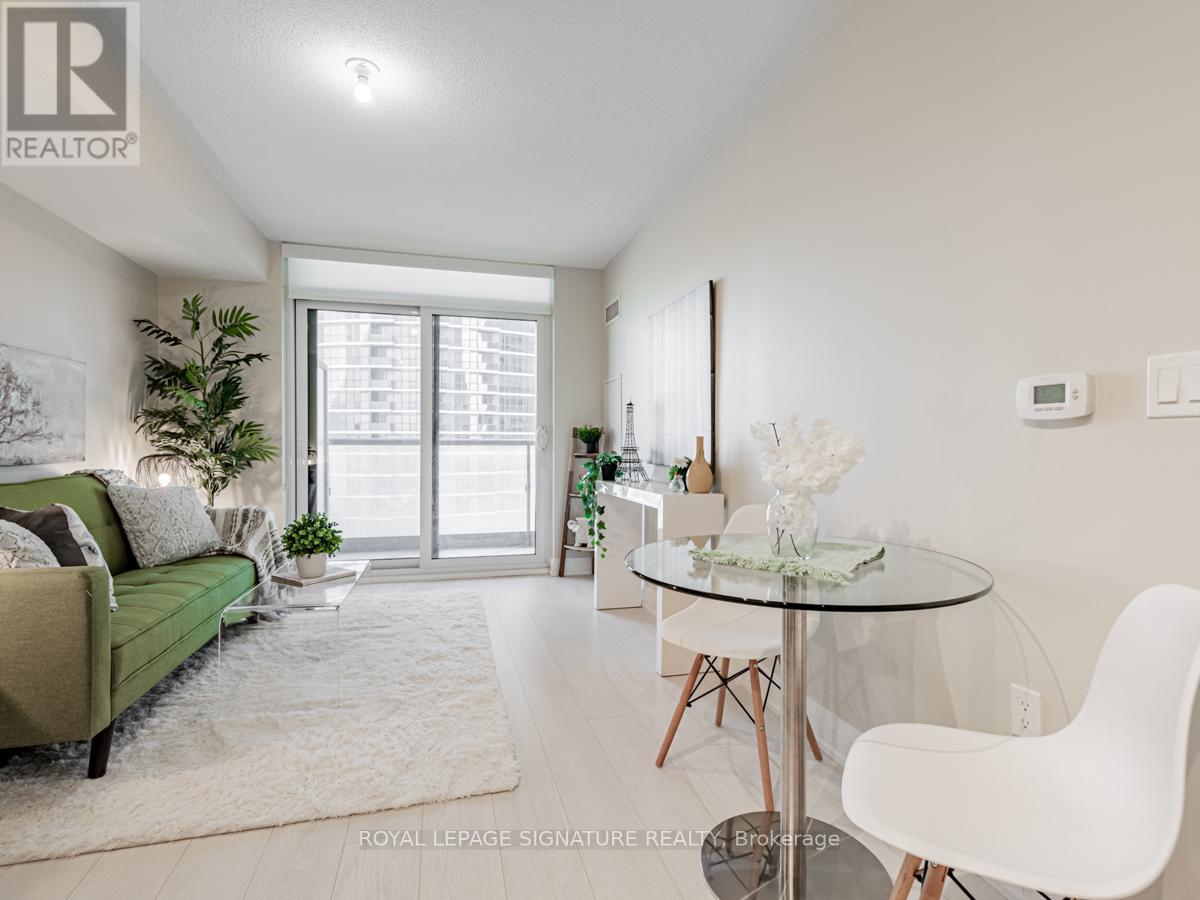 1104 - 30 GIBBS ROAD|Toronto (Islington-City Centre West), Ontario M9B0E4