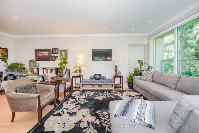 Additional image 5 of 1 Watergarden Way Unit 201