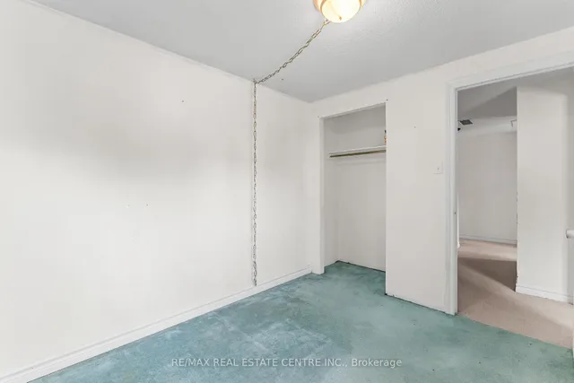 Additional image 23 of 32 Josephine Crt