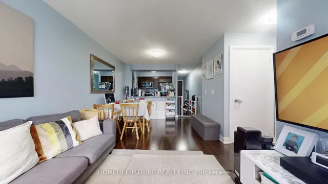 Additional image 16 of 135 Village Green Sq Unit 219