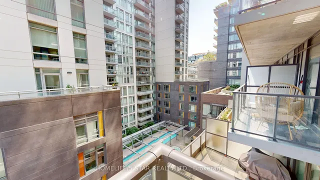 Additional image 15 of 111 Bathurst St Unit 714