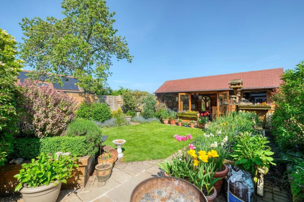 Additional image 25 of Evesham Road, Astwood Bank, B96