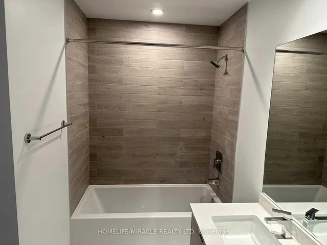 Additional image 16 of 1926 Lakeshore Blvd Unit 3811