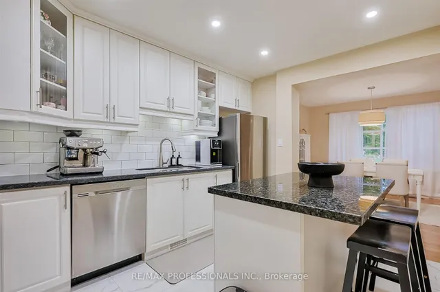 Additional image 16 of 53 Tilden Cres