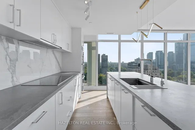 Additional image 9 of 170 Avenue Rd Unit 1509