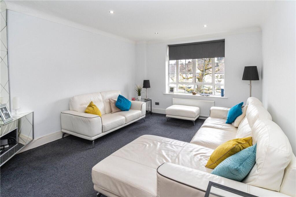 Additional image 4 of High Street, Harpenden, AL5