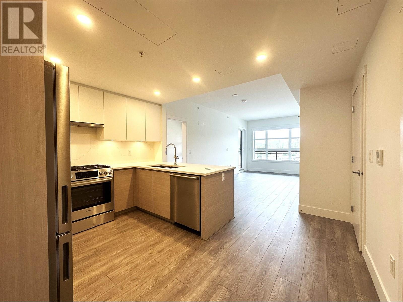 318 4780 E HASTINGS|Burnaby, British Columbia V5H0A6