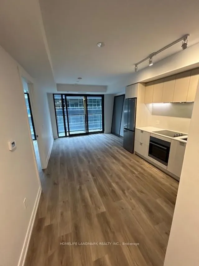 Additional image 7 of 1 Jarvis St Unit 13