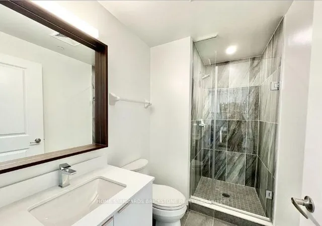 Additional image 5 of 543 Richmond St Unit 933