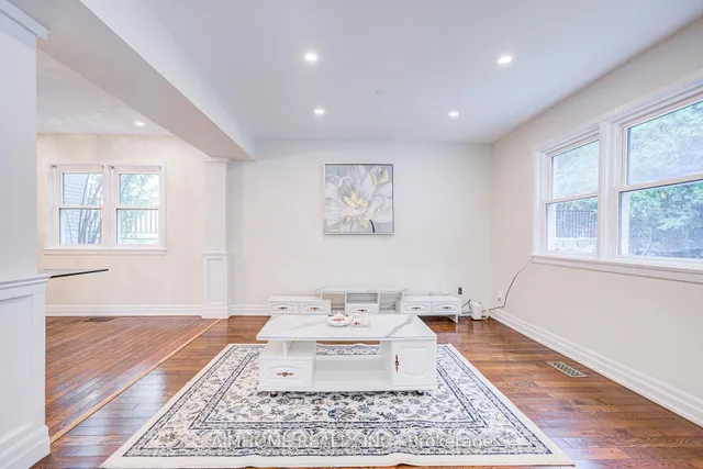 Additional image 37 of 18 Colonnade Rd