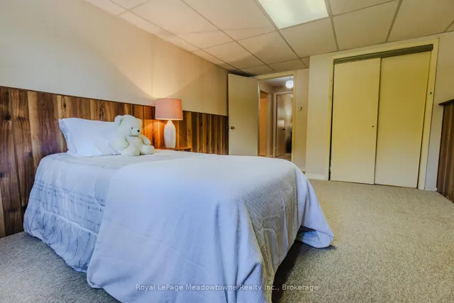 Additional image 33 of 840 Cedarbrae Ave