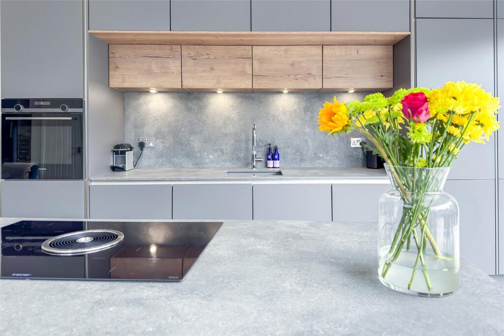 Additional image 20 of Beaumont Avenue, St. Albans, Hertfordshire, AL1