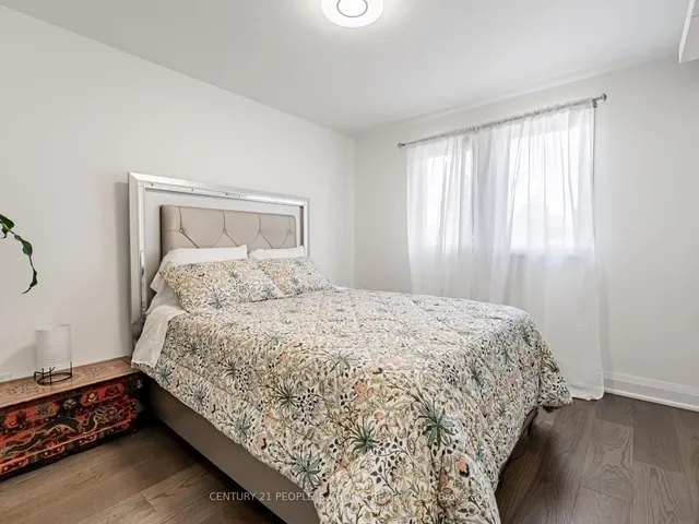 Additional image 17 of 4631 Dunedin Cres