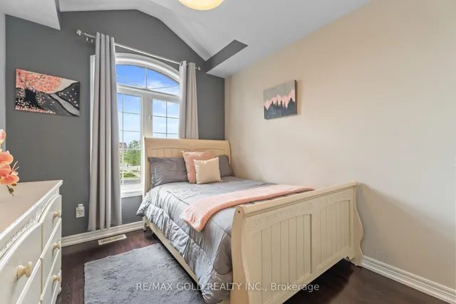 Additional image 15 of 52 Vanderpool Cres