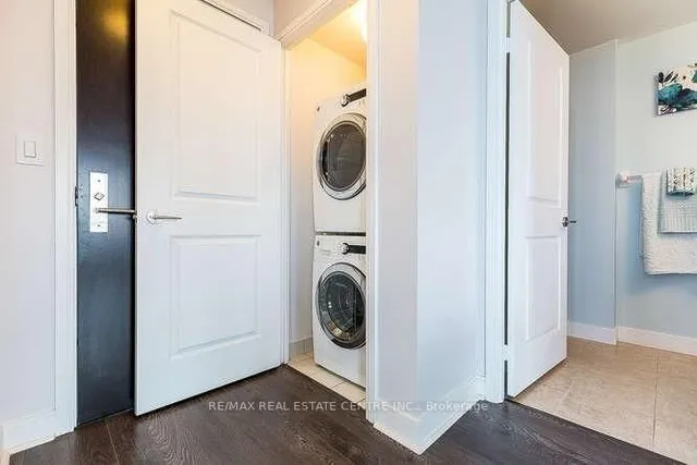 Additional image 17 of 50 Absolute Ave Unit 4006