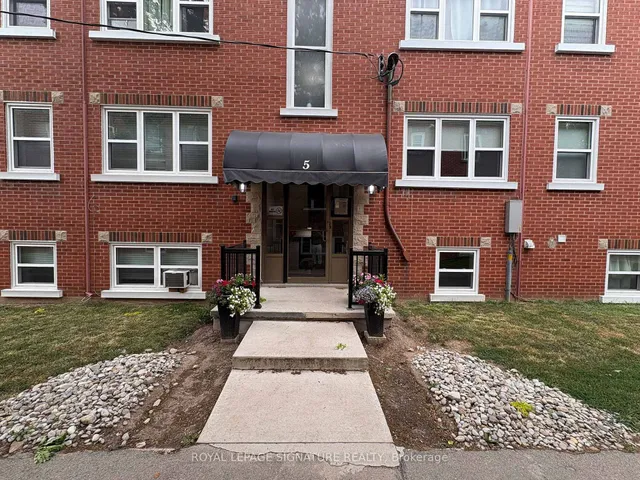 5 Applewood Ave Unit 1