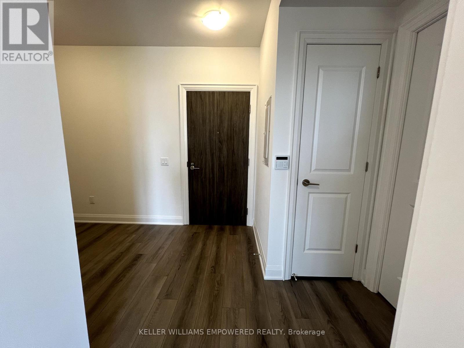 1004 - 20 GATINEAU DRIVE|Vaughan (Beverley Glen), Ontario L4J0L3