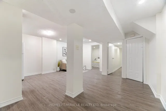 Additional image 33 of 27 Jay St