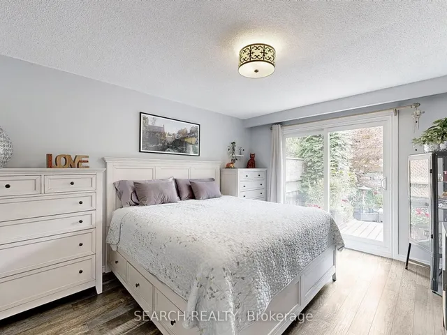 Additional image 17 of 559 Roding St