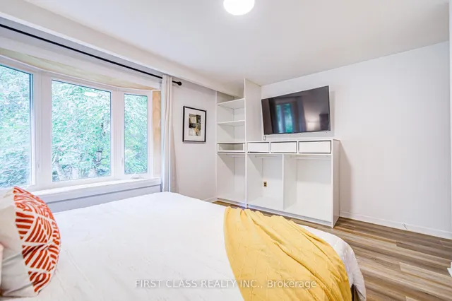 Additional image 29 of 49 Mckee Ave