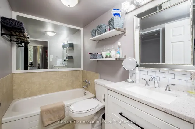 Additional image 21 of 5 Lisa St Unit 402