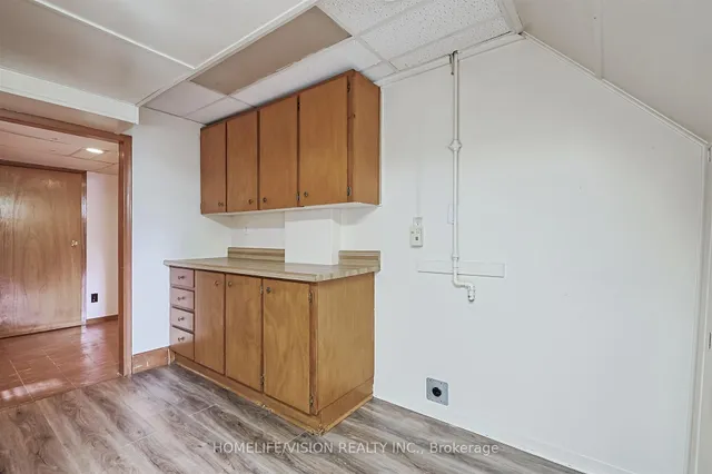 Additional image 36 of 8 Murmouth Rd